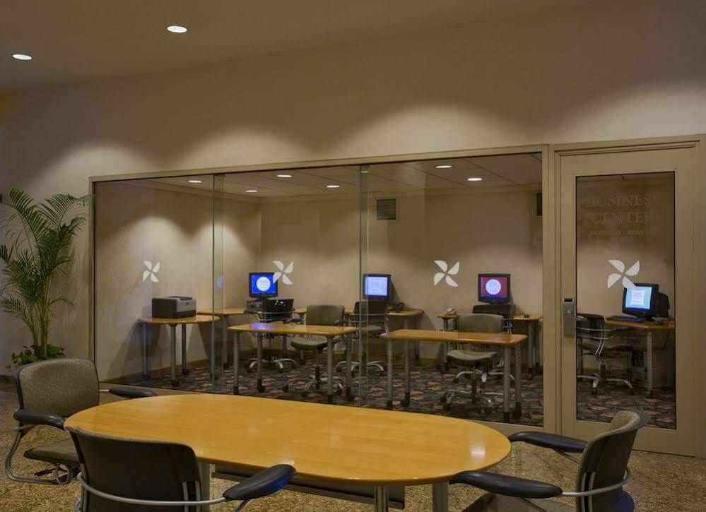 加莱里亚斯蒙特雷喜来登酒店 外观 照片 Computer lab